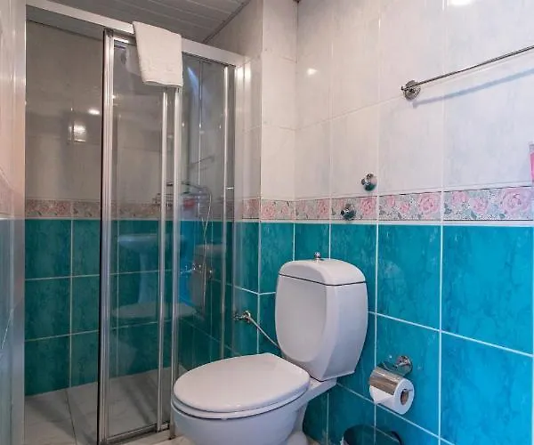 Castello & Aparts 3* Κεμέρ