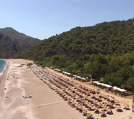 Otel Castello & Aparts