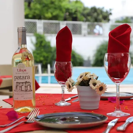 ホテル Castello & Aparts