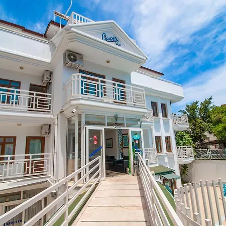 Castello & Aparts ホテル