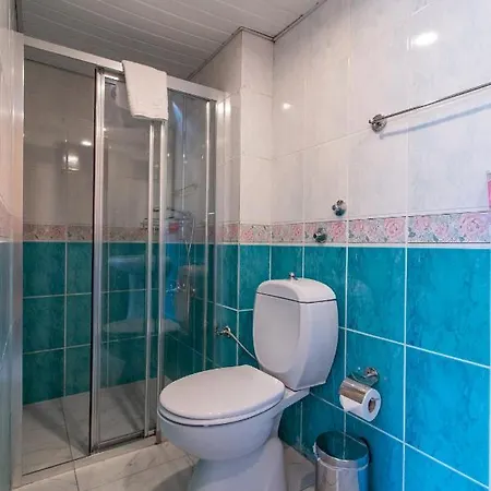 Castello & Aparts 3* ケメル