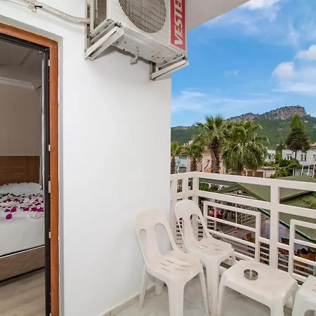 Castello & Aparts 3* Kemer