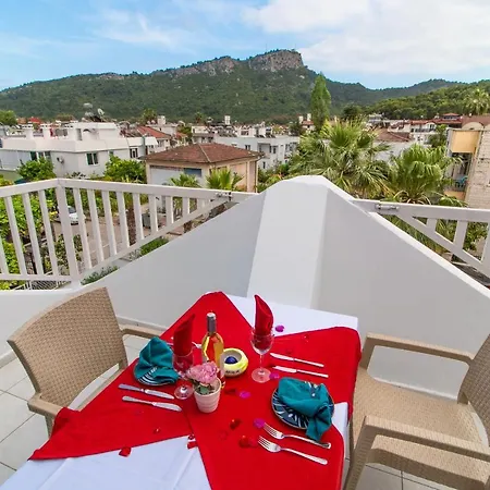 Castello & Aparts Hotel