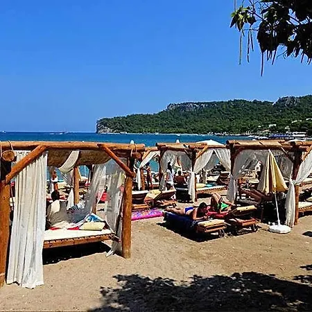 Castello & Aparts Szálloda Kemer