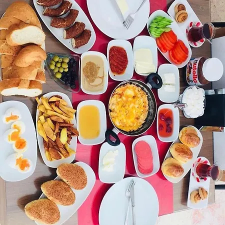 Castello & Aparts Otel 3*