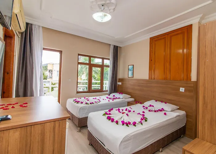 Castello & Aparts 3* Kemer