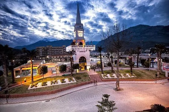 Castello & Aparts Hotel