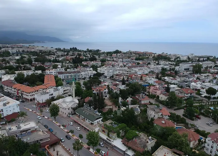 Castello & Aparts 3*