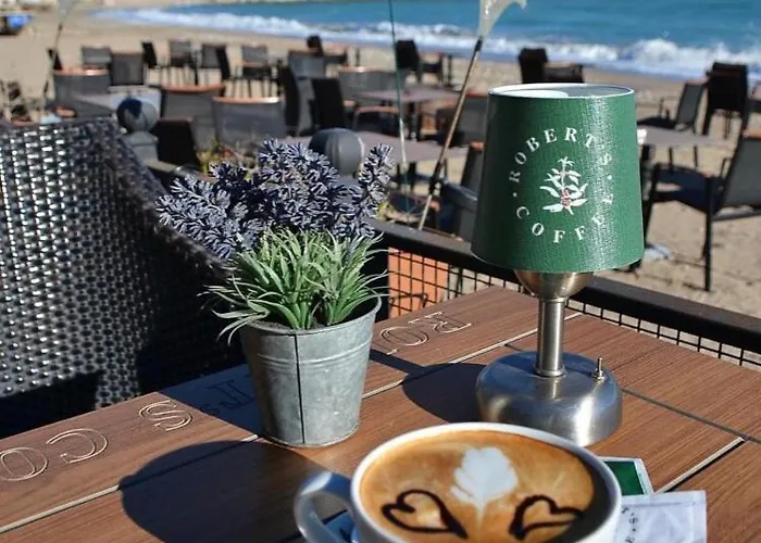 Castello & Aparts 3*